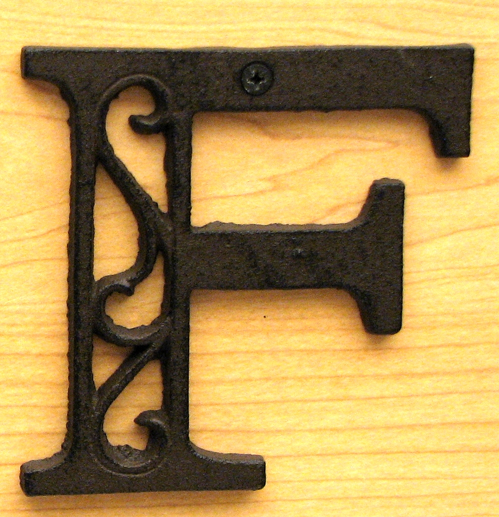 0184J-0557-F Cast Iron Alphabet Letter F