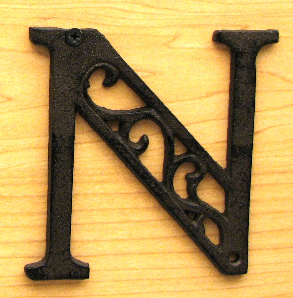 0184J-0557-N Cast Iron Alphabet Letter N