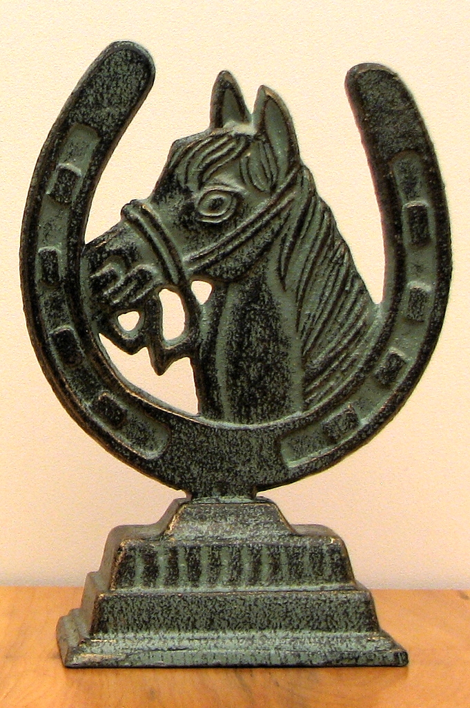 Picture of IWGAC 049-16981B Cast Iron Table Top Horseshoe Horse