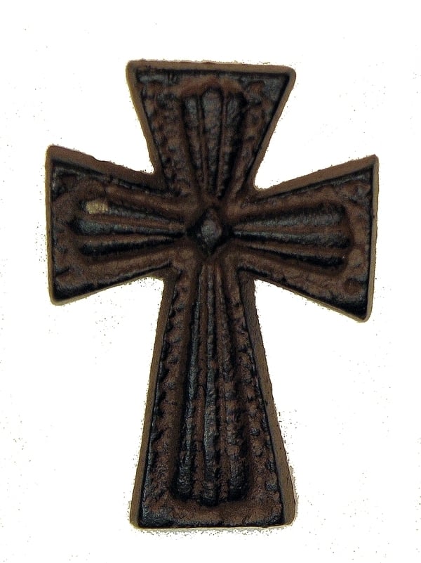 0170J-02116Bulk Small Cast Iron Nail Cross Bulk - 100 Piece