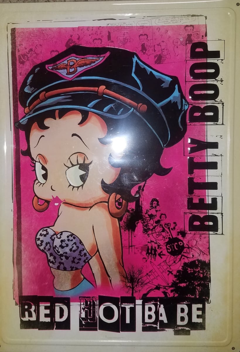 0126-15002A Betty Boop Red Hot Babe
