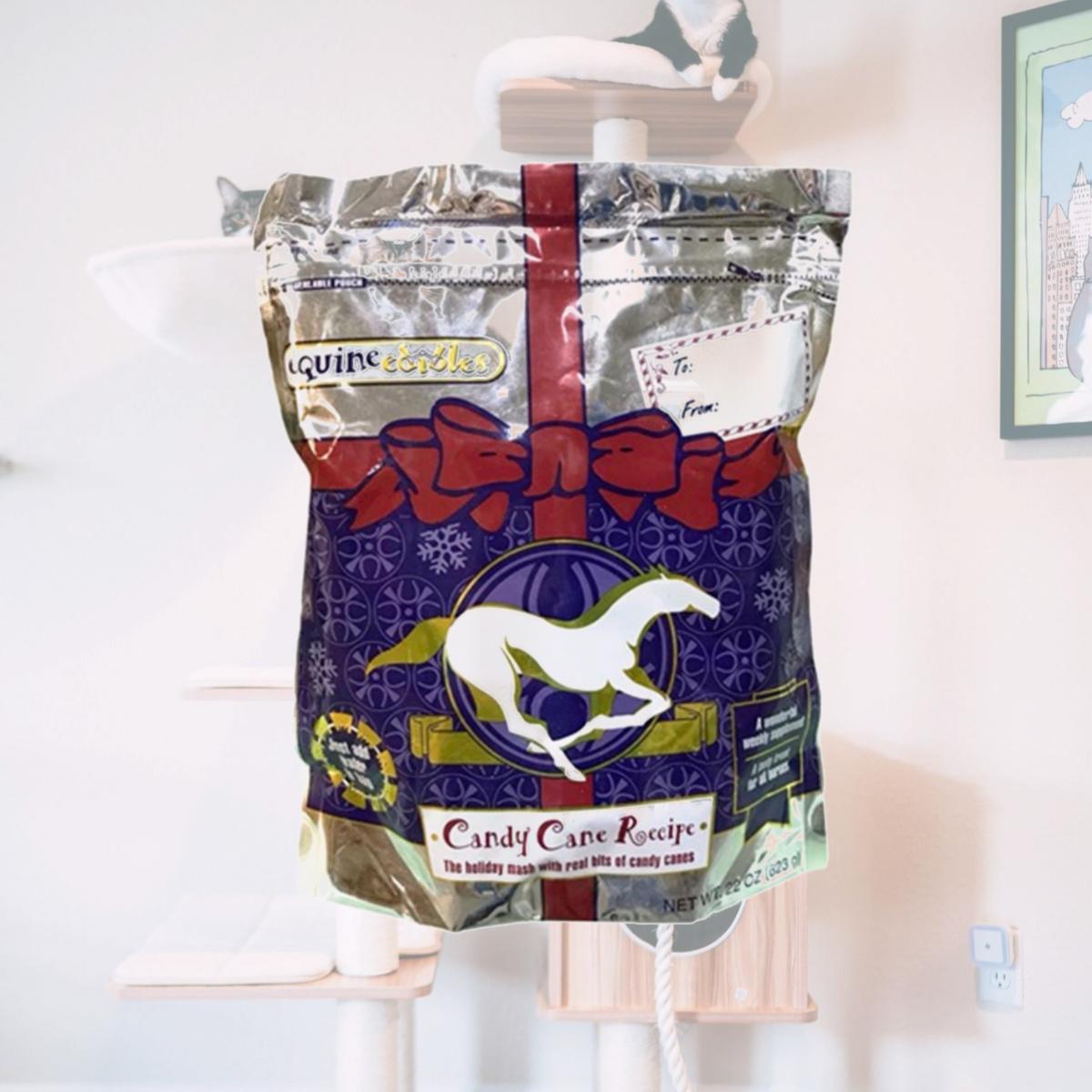 Picture of Equine 4082 22 oz Edibles Therapeutic Bran Mash Candy Cane
