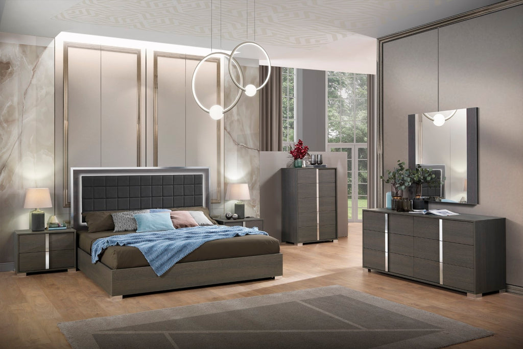 82.3 x 79.5 x 53.1 in. Alice King Size Bed, Matte Gray