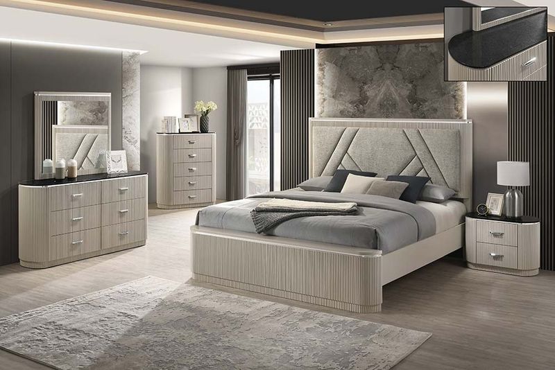 Picture of J&M Furniture 17188-K Onyx Bed - King Size