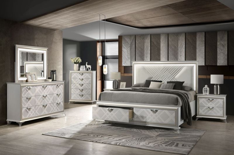 18488-Q Brickfield Storage Bed, Silver - Queen Size