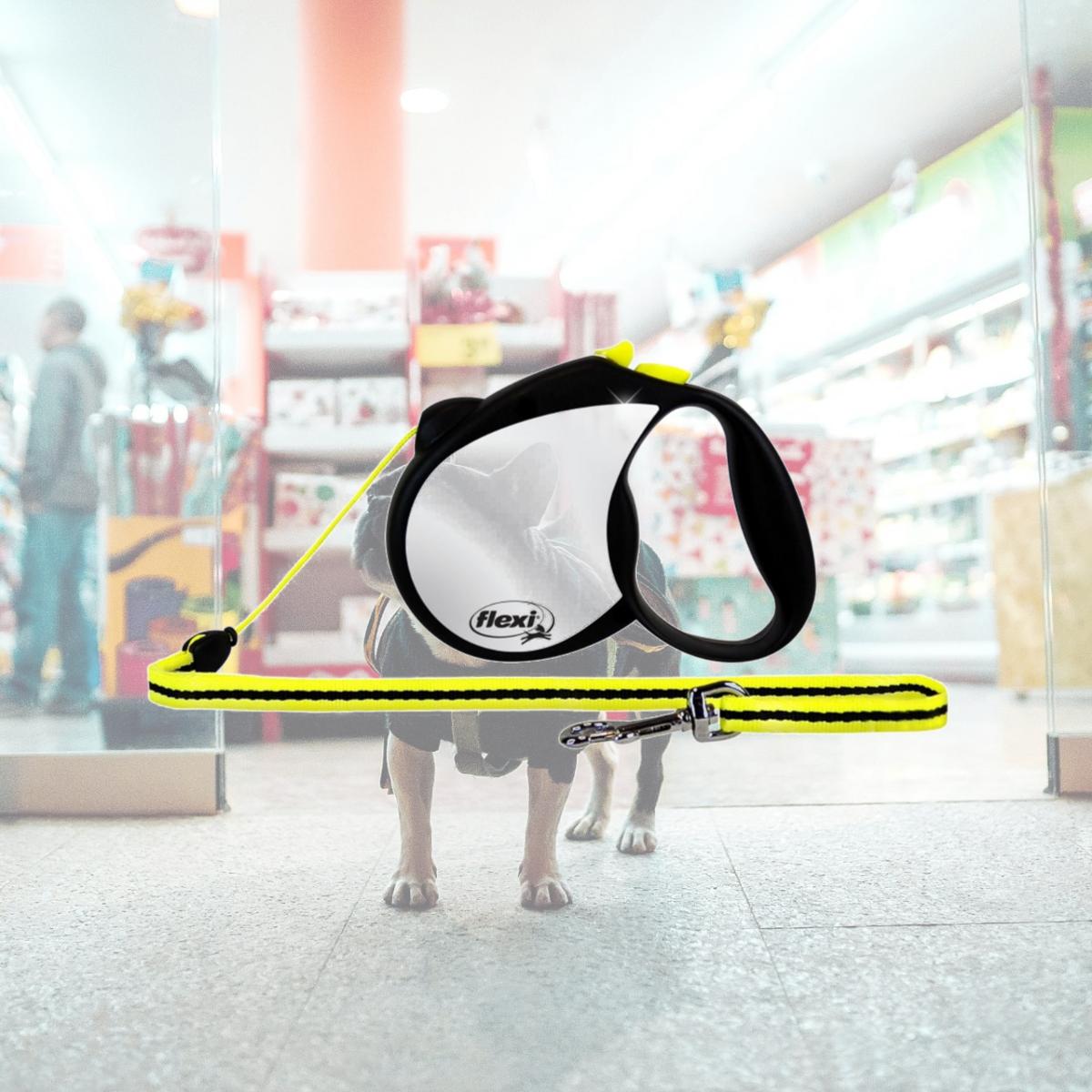 Picture of Flexi North America Llc RFLCT S Small Black & Neon Yellow Reflective Retractable