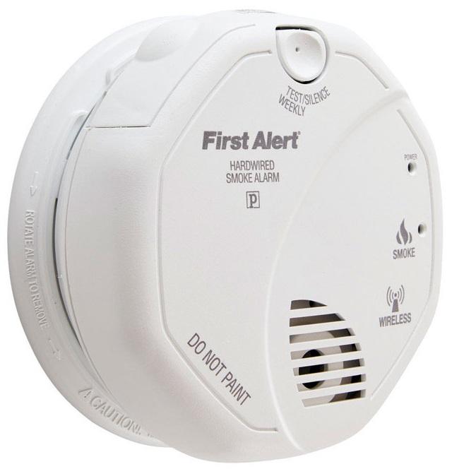 Picture of First Alert 1039830 Hard-Wired Ionization Smoke Alarm