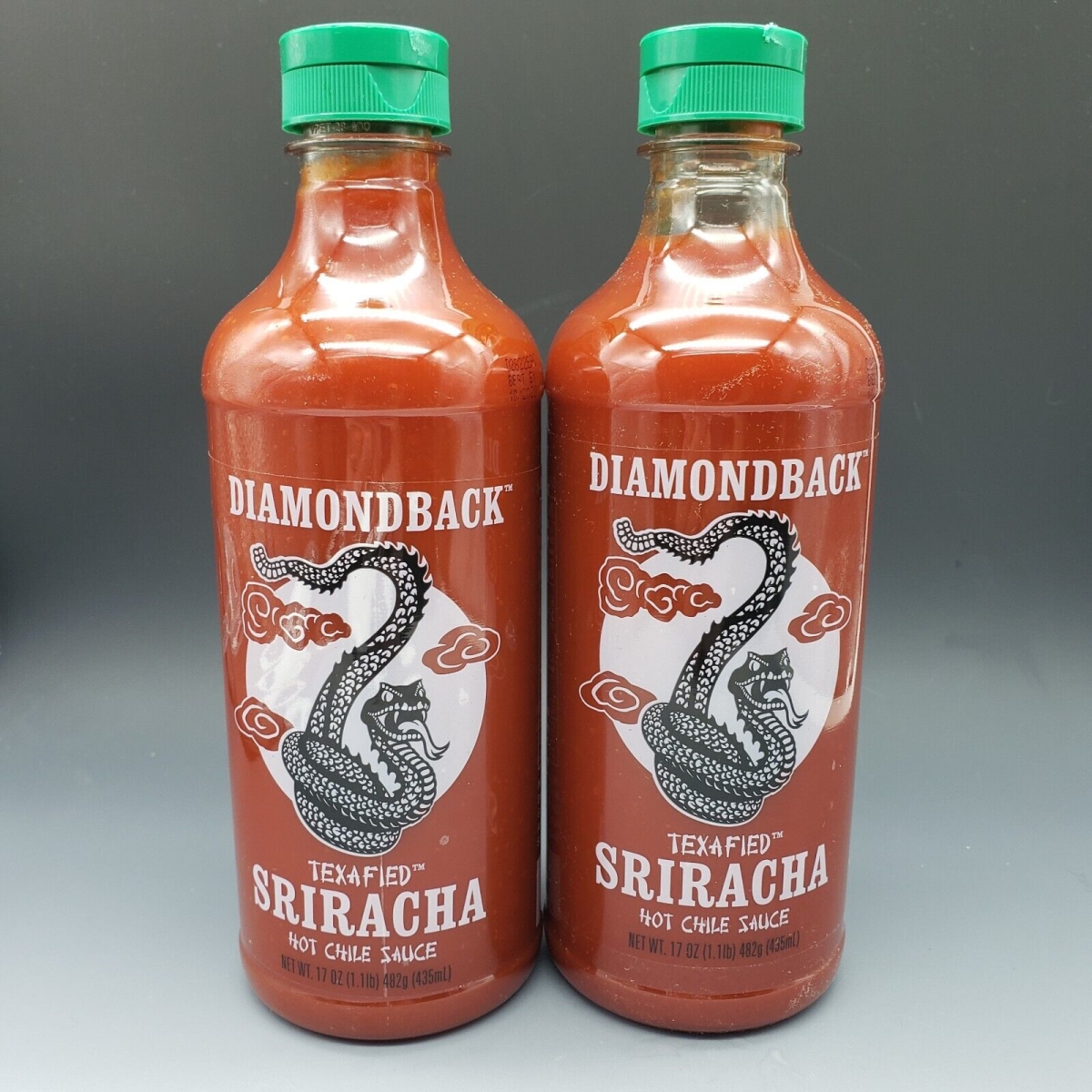 2207389 17 oz Sriracha Chili Sauce - Pack of 6