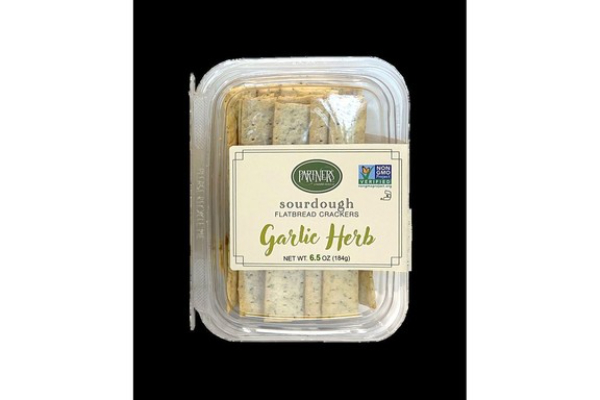2409057 6.5 oz Garlic Herb Sourdough Flatbread Cracker - Case of 8
