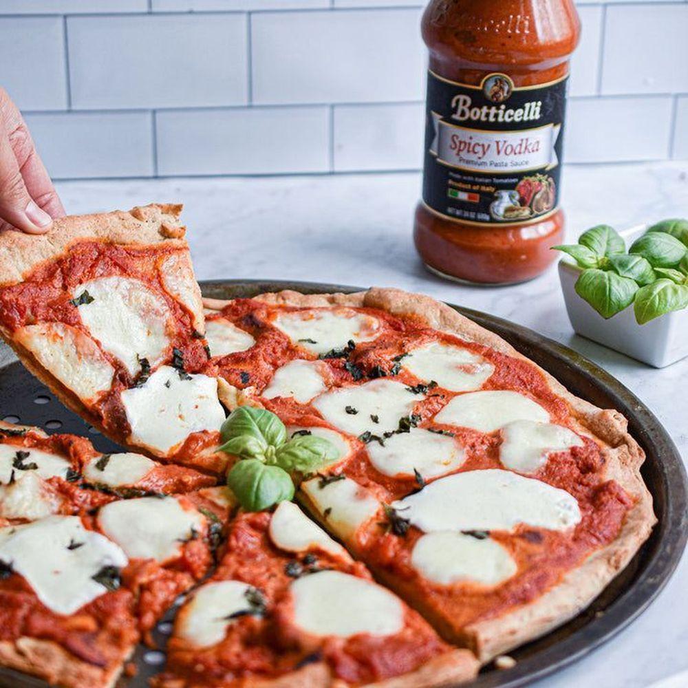 383304 Spicy Vodka Sauce - 24 oz