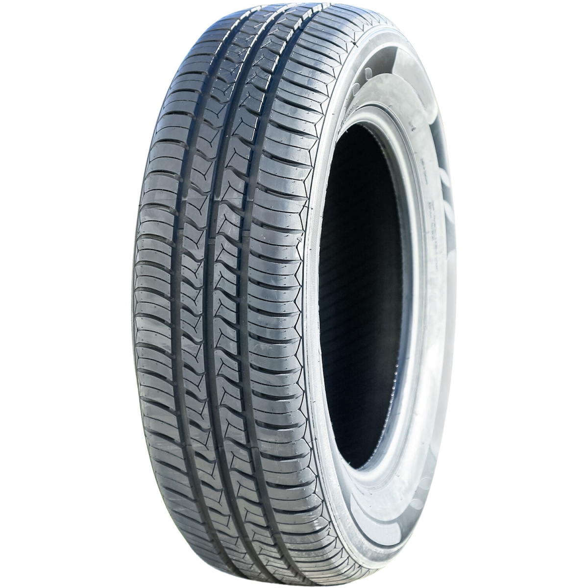 LC0006 175-65R14 Size LP-16 82H Touring Tire