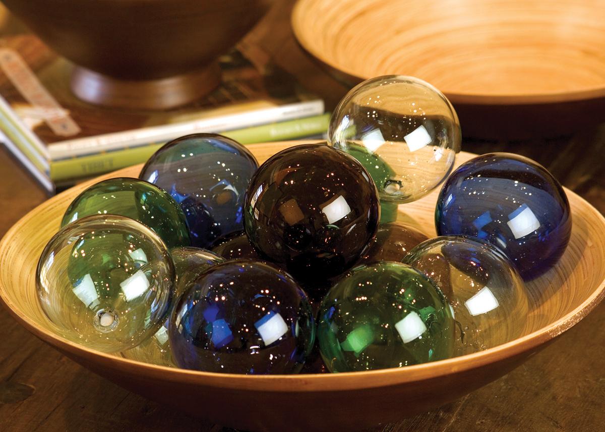 CRL302 4 x 4 in. Recycled Glass Ball, Blue - Case of 6