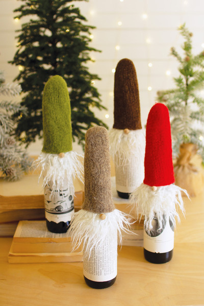 Picture of Kalalou CHB1115 Felt Santa Wine Toppers with Wispy Beards, Multi Color - Set of 4