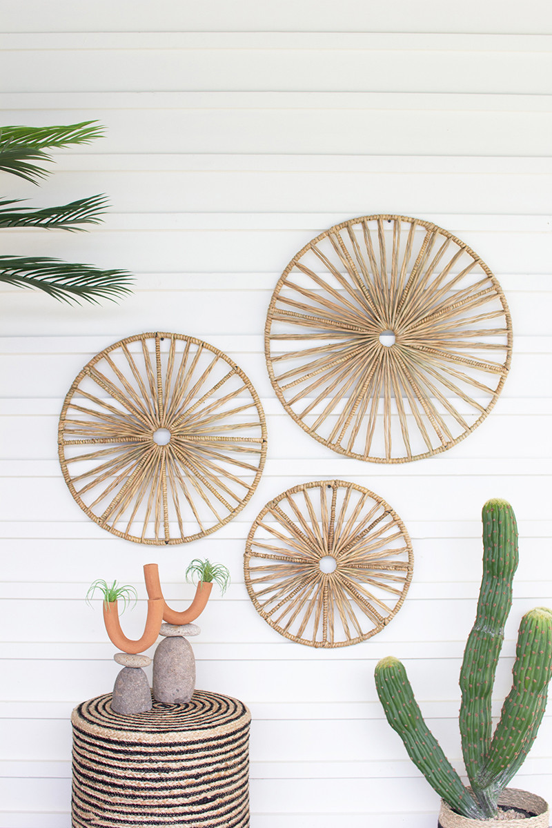 A6316 Round Seagrass Wall Art - Set of 3
