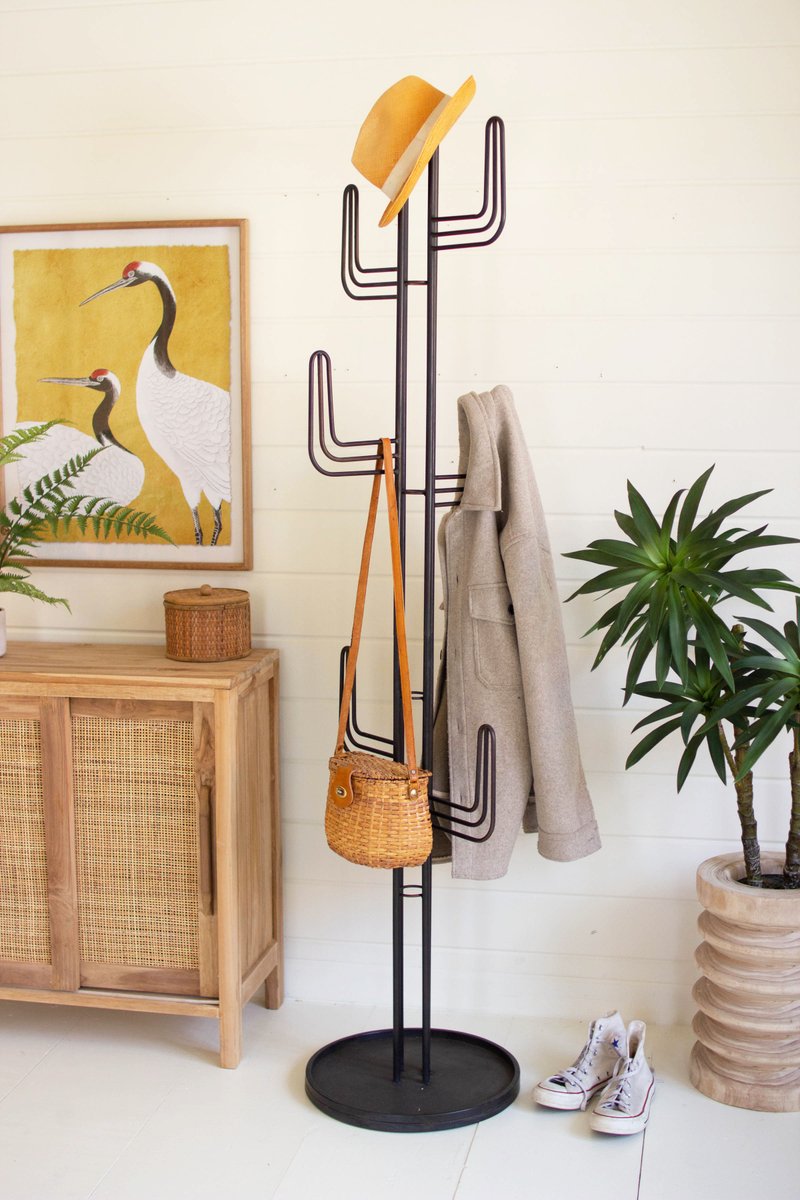 CLA1391 Iron Cactus Coat Tower Rack, Black
