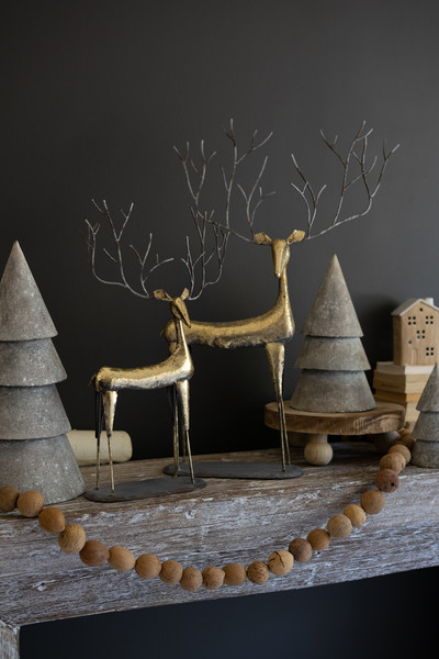 CHE1486 Metal Christmas Deer, Antique Gold