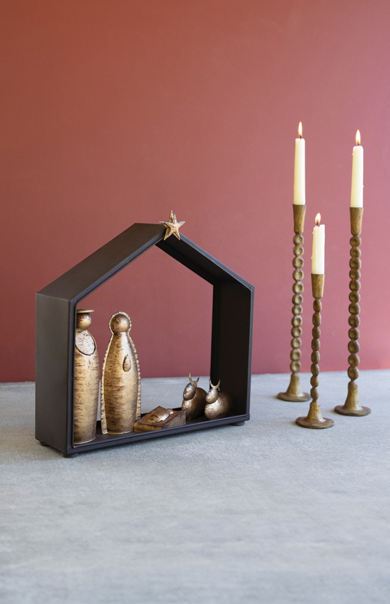 Picture of Kalalou NKE1360 Metal Nativity & Barn&#44; Multi Color
