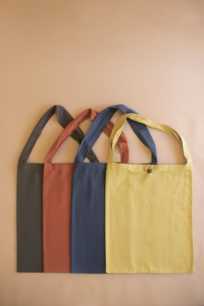 Picture of Kalalou NTD1063 22 x 18 in. Oversized Cotton Totes&#44; Multi Color - Set of 4