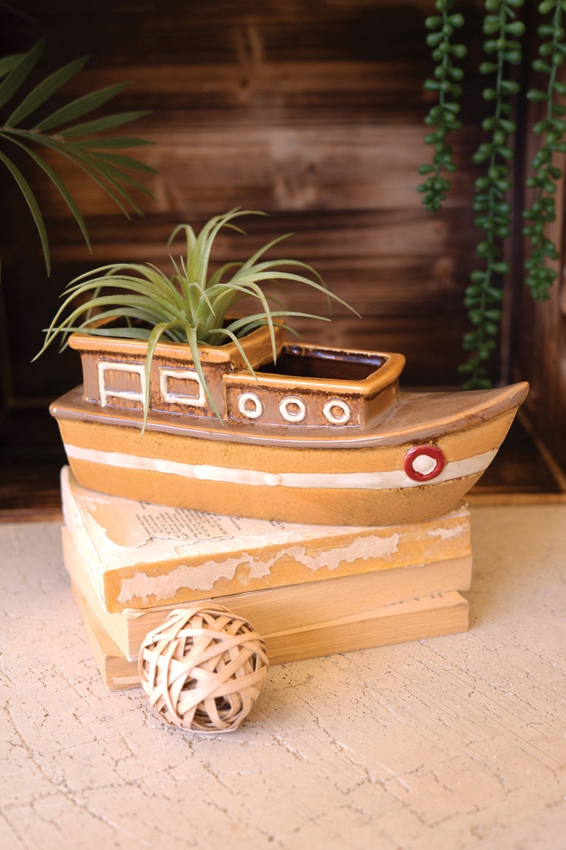 CDV2350K 3.5 x 2.25 x 3.25 in. Ceramic Boat Planter, Multi Color