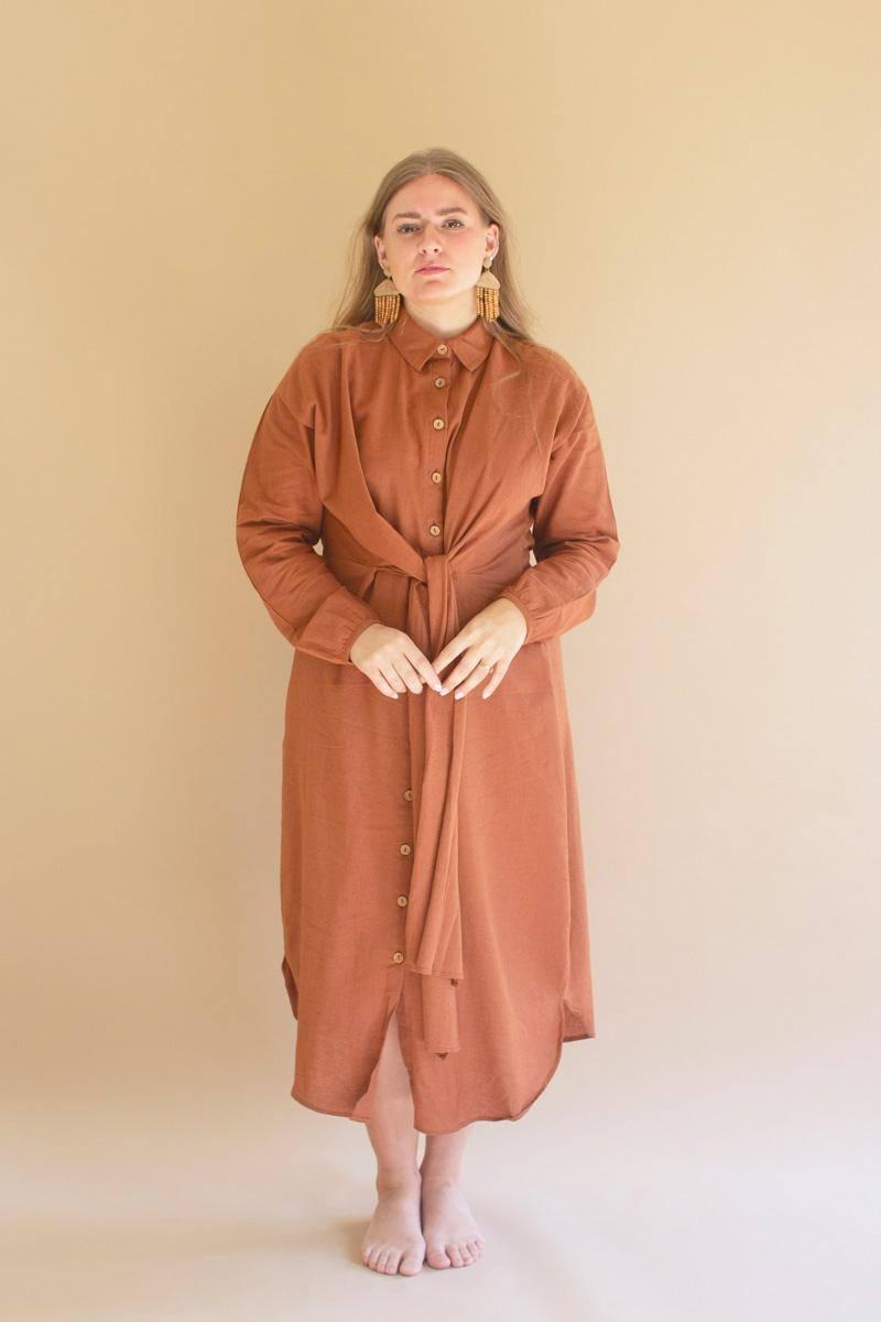 NELL1058 49 in. Long-Sleeve Button-Front Dress with Front-Tie Detail, Cinnamon