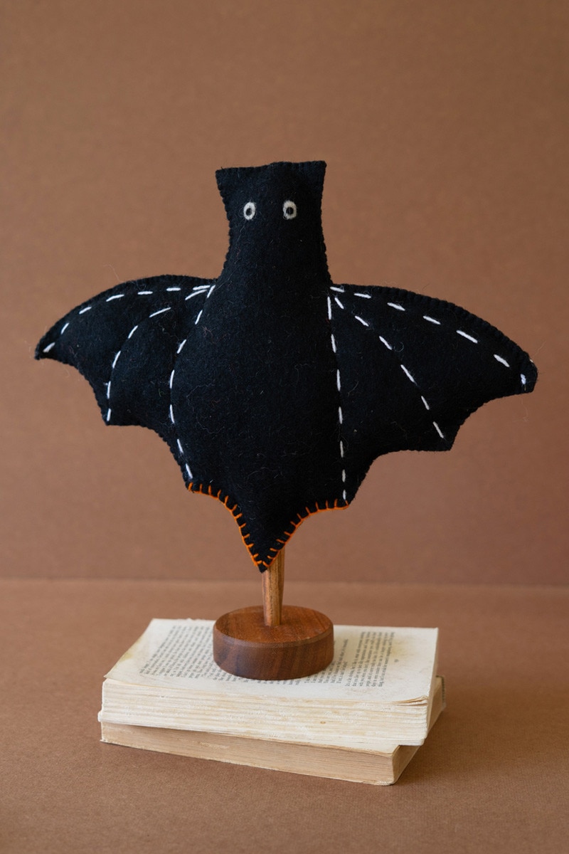 NKF1134K 14 x 3.5 x 9.5 in. Felt Halloween Bat on a Base, Multi Color