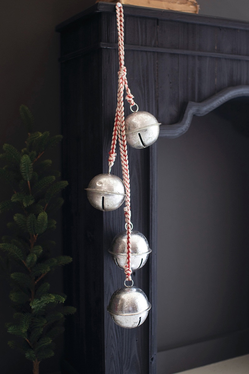 NNV1217 Antique Silver Jingle Bell Cluster, Silver