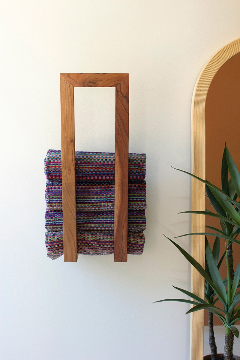 NRAH1038 Wooden Wall Towel Rack, Brown