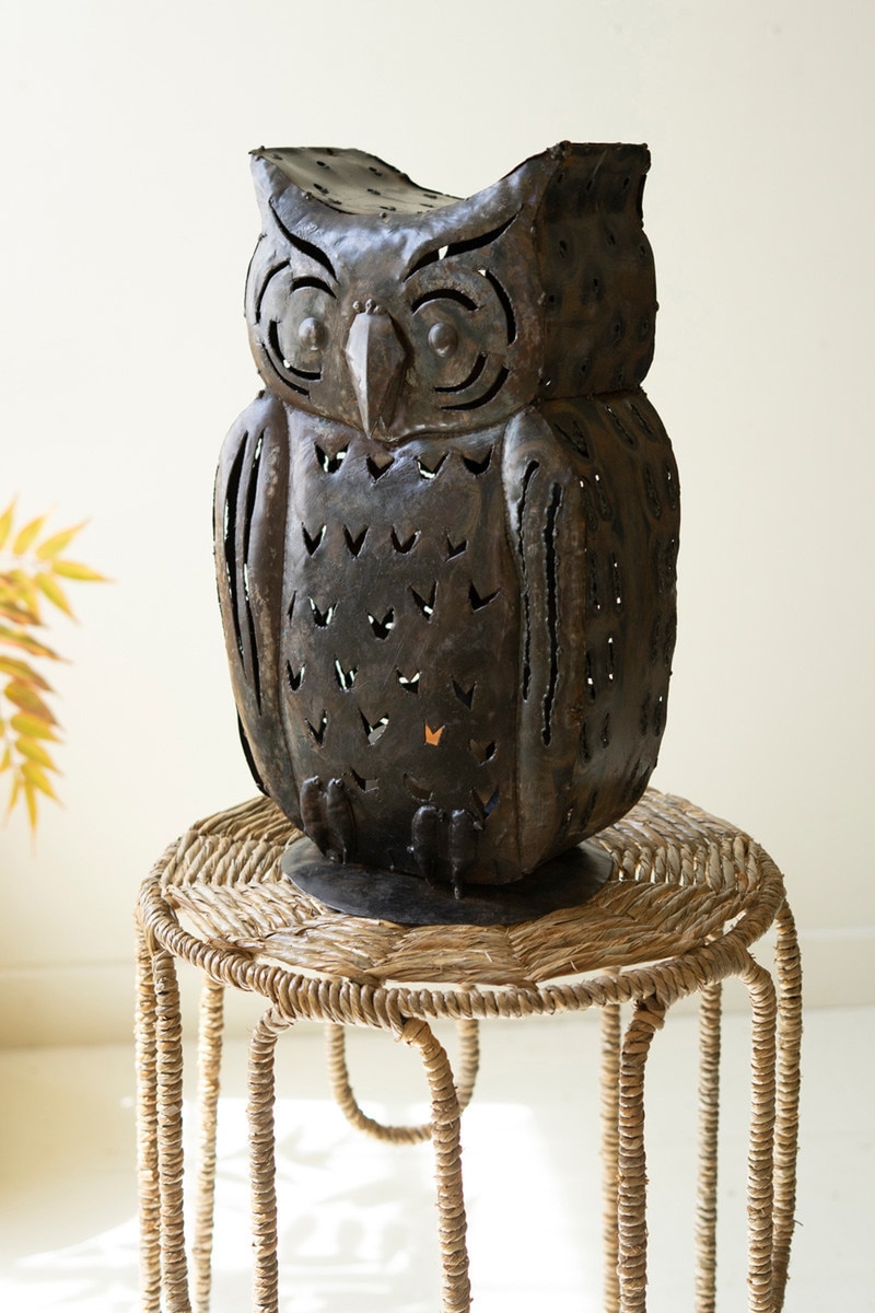 A6654 10.5 x 8 x 17 in. Rustic Iron Owl Luminary - Brown