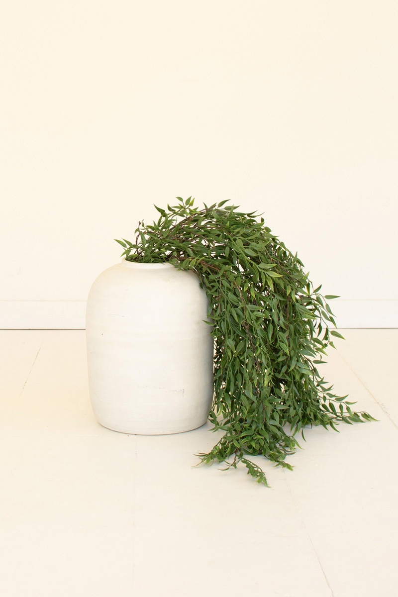 CHAL1084 54 in. Artificial Green Leaves Spray