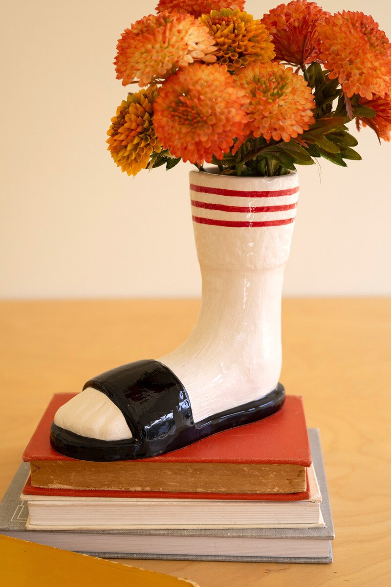 CTEN1002 Ceramic Slide with Socks Vase, Multi Color