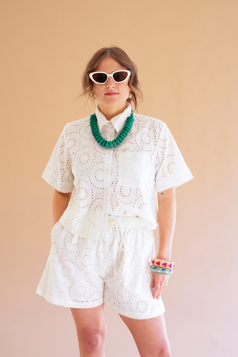 NELL1152 Eyelet Button Down Short Sleeve Shirt, Cotton