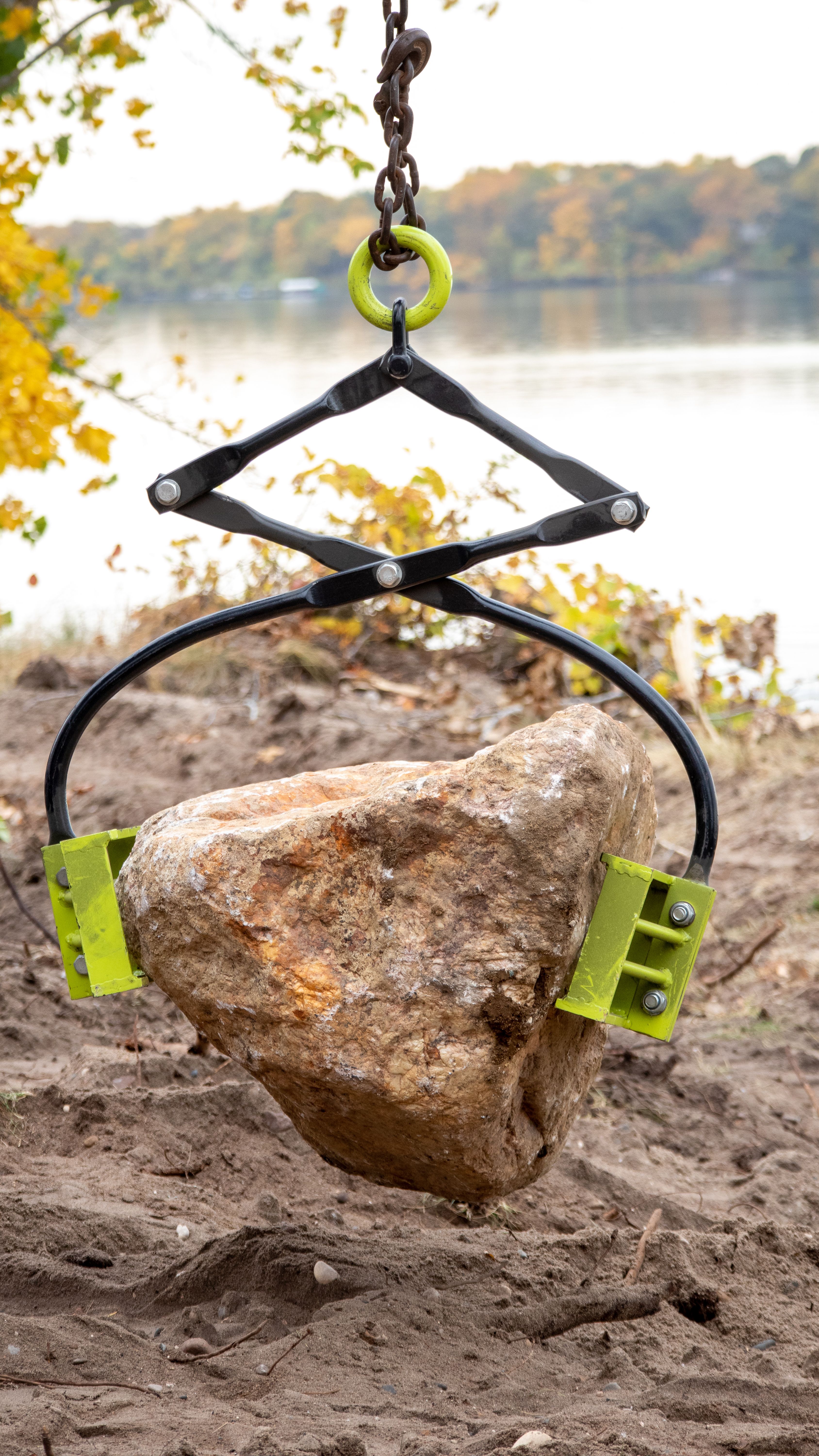 11 x 7 in. Rock Tongs, Green