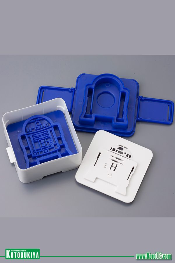 Picture of Kotobukiya GZ483 Star Wars R2-D2 Pouch Sandwich Shaper - 2015 Release