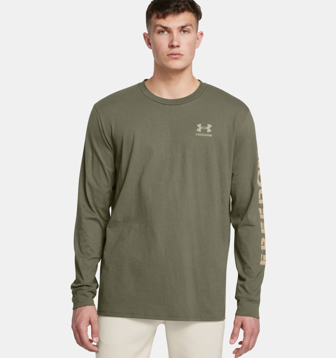 Under Armour 1386754390MD Mens Freedom Flag Long Sleeve T-Shirt, Marine OD Green & Desert Sand - Medium