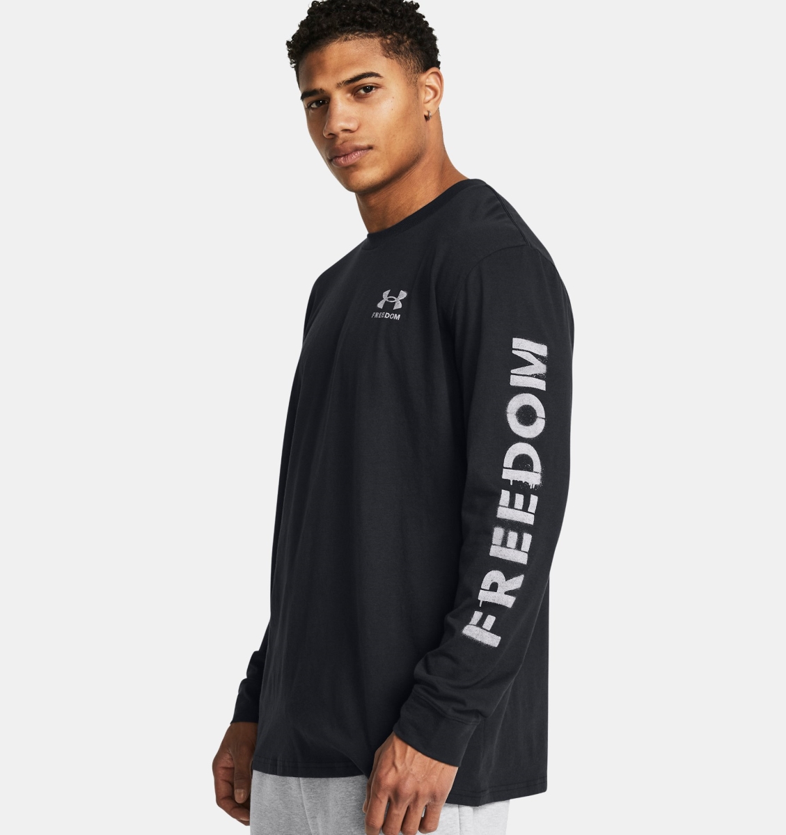 Under Armour 1386754001MD Mens Freedom Flag Long Sleeve T-Shirt, Black & White - Medium