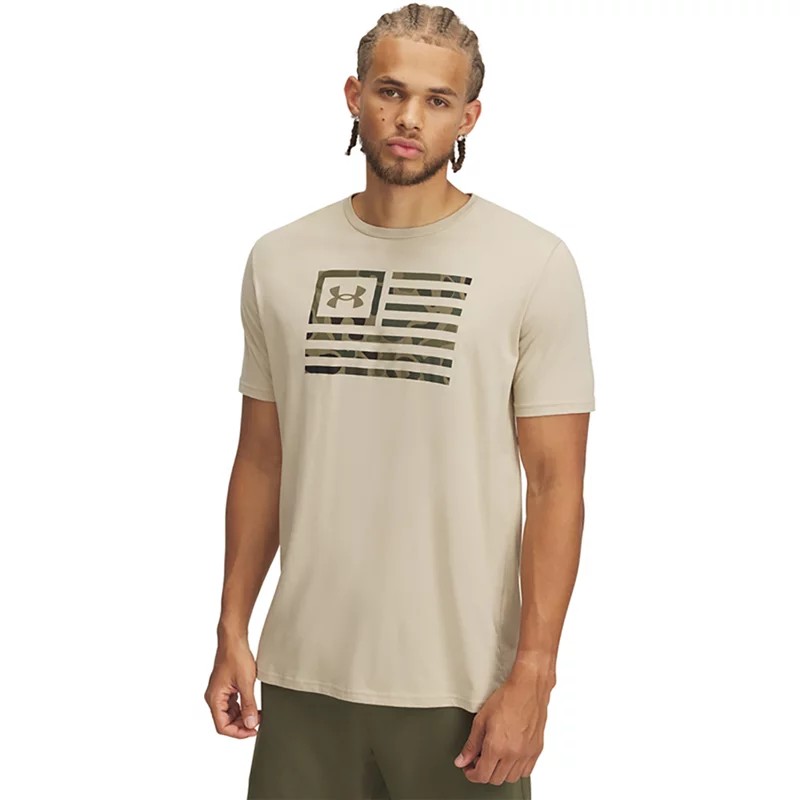 Under Armour 1382969291MD Polyester Mens Freedom Flag Printed T-Shirt, Desert Sand & Bayou - Medium