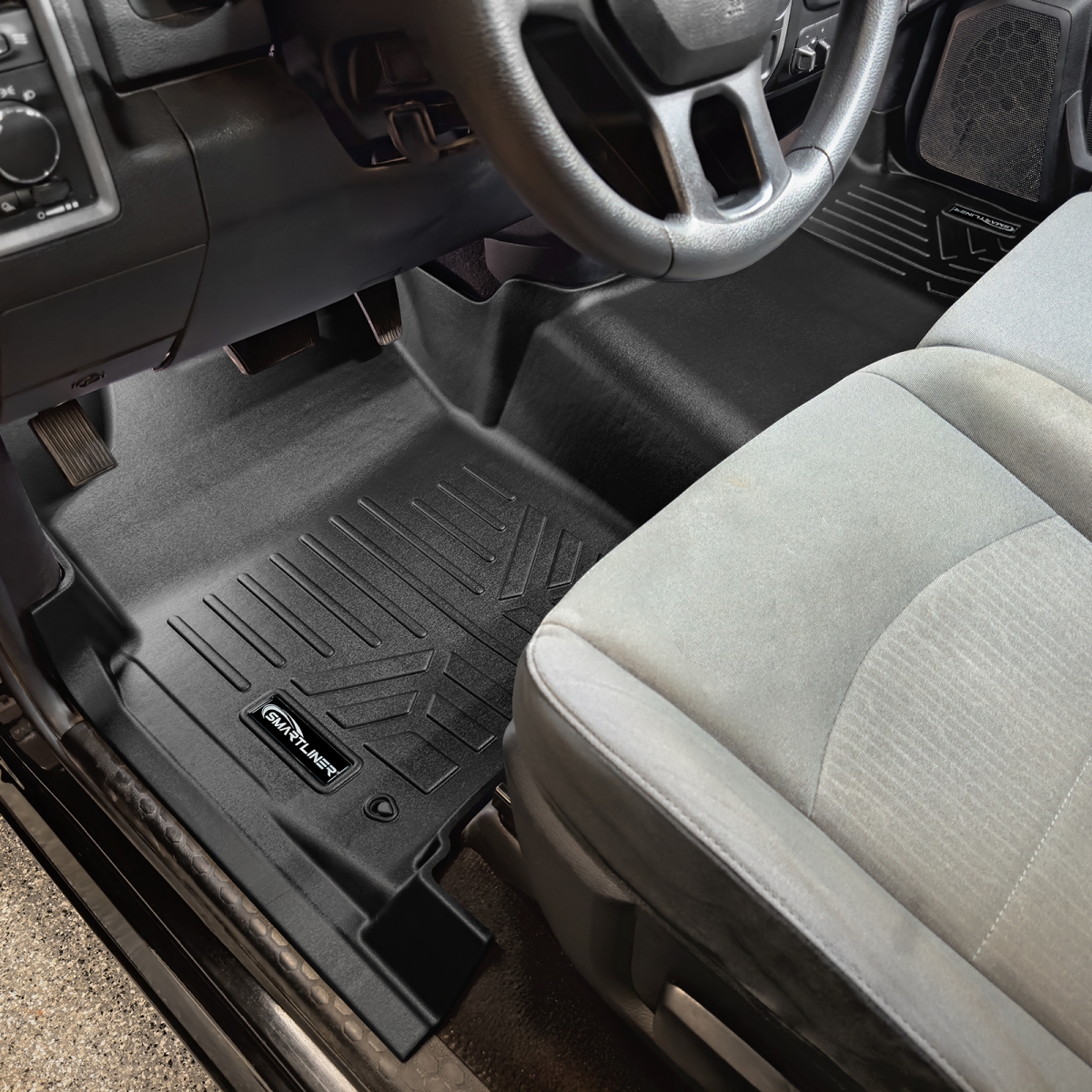 SA0319-B0048-N1 2 Rows Custom-Fit Floor Liners for 2019-2024 Ram 1500 Classic Quad Cab