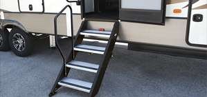 New Style 3 Step Handrail