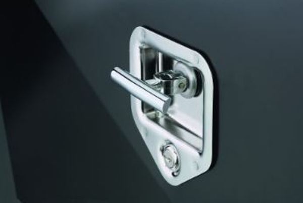 D21-100105 Automotive T-Handle Lock