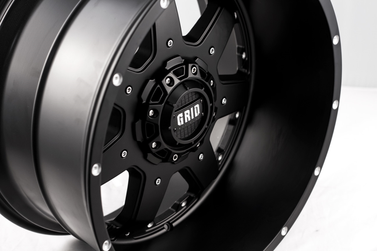 GRW-129237B8 20 x 9 in. Matte Black with Chrome Inserts Wheels for 1996-1999 Acura SLX