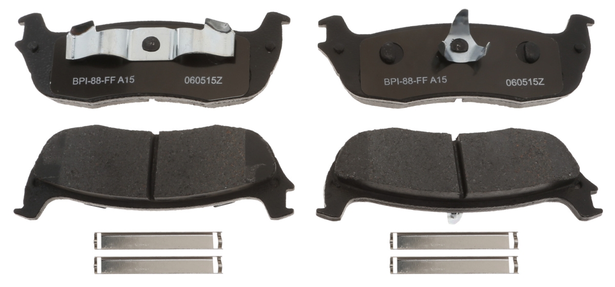 1997-2002 Ford Expedition Brake Pad Set