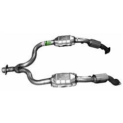 Picture of Walker 50529 4.25 in. Ultra Direct Fit Round & Standard Oval Body Catalytic Converter & Pipe Assembly for 2001-2004 Ford Mustang