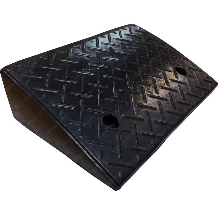 Picture of Electriduct CR-RPS-LDR5.2 5.25 in. Heavy Duty Rubber Curb Ramps