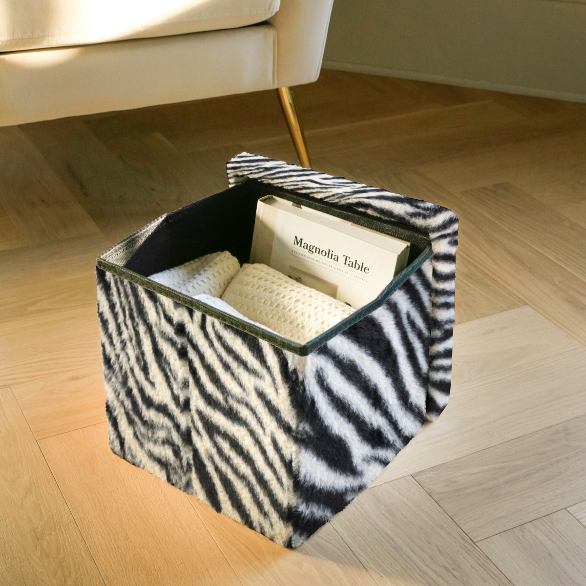 676685059383 Go-Poufs Knock-Down Small Cube Faux Fur Storage Ottoman |  Zebra Black/White | 12'x12'x12'