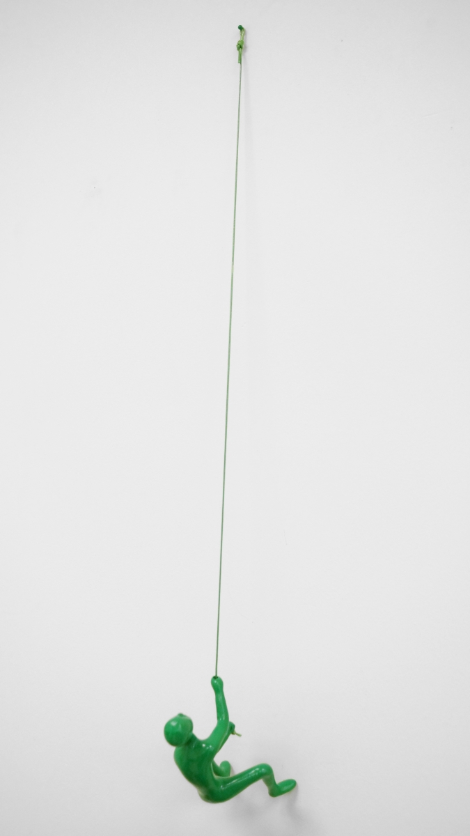 676685026866  - Green
