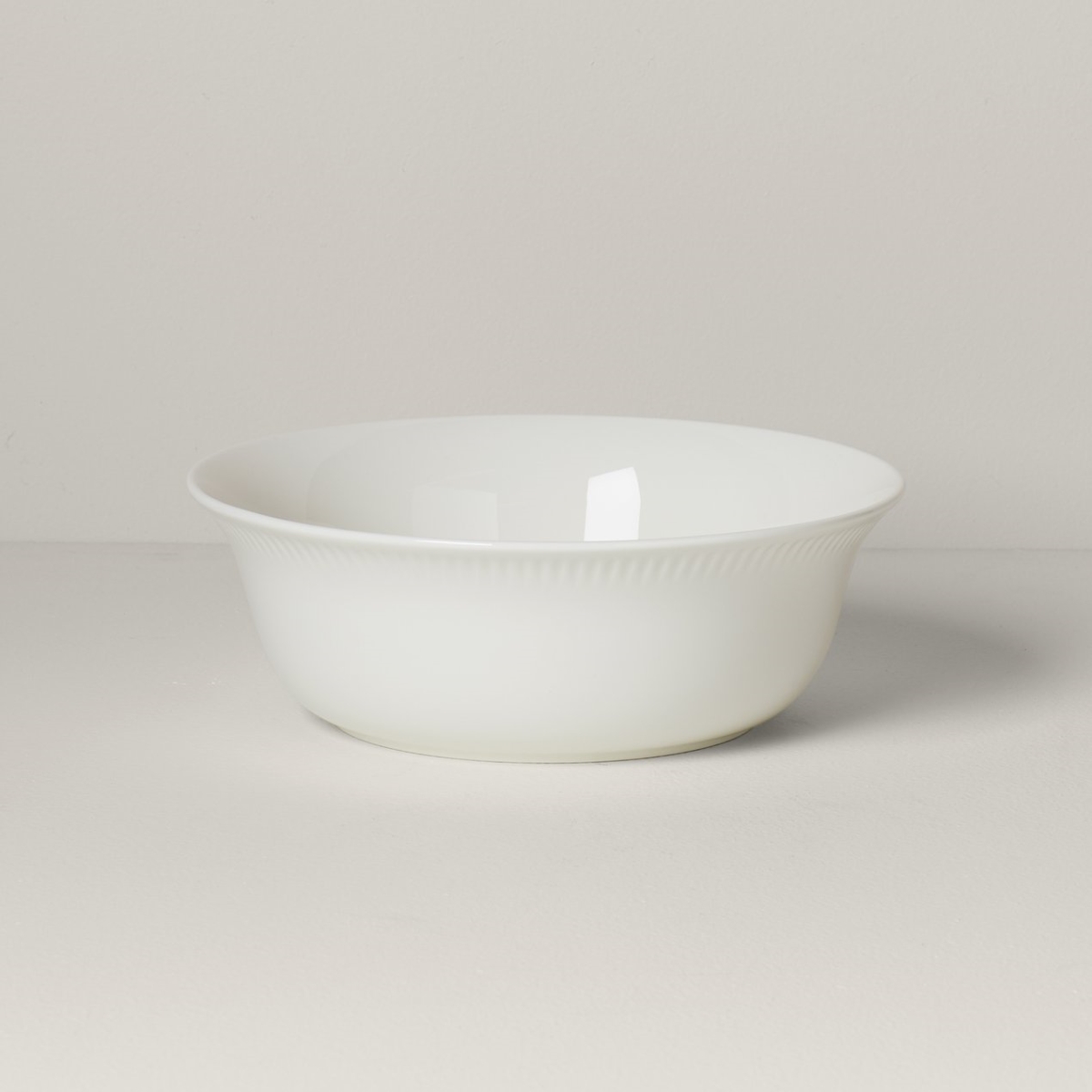 Picture of Lenox Corporation 892476 Profile Serving Bowl, White