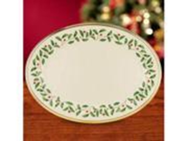 Picture of Seasonal 146504440 Holiday Dinnerware Oval Platter 13.0