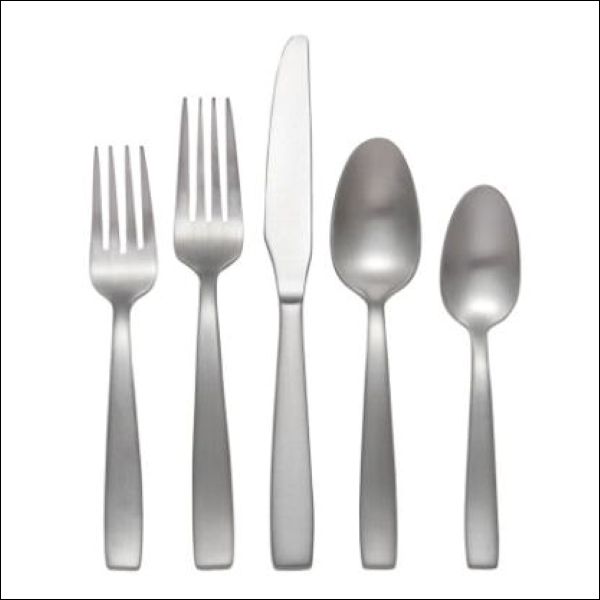 Picture of Oneida H157045AL20 Everdine Flatware Set, 45 Piece