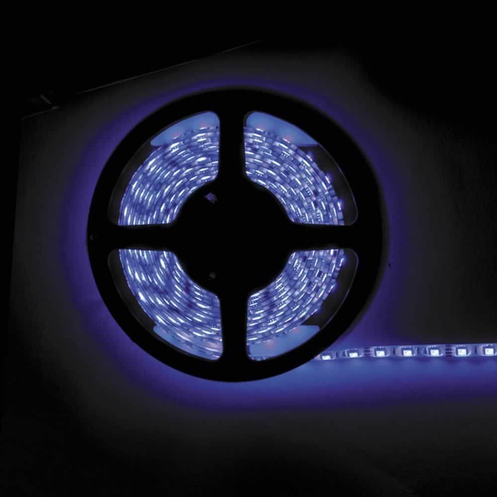 HE-5MBRGB-1 5 m 16 Color RGB Strip Light Base Kit, Black