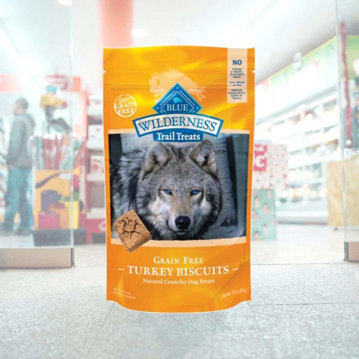 Picture of Blue Buffalo BB00544 Wilderness Trail Treats Turkey Biscuits Dog Treat- 0.7 lbs.